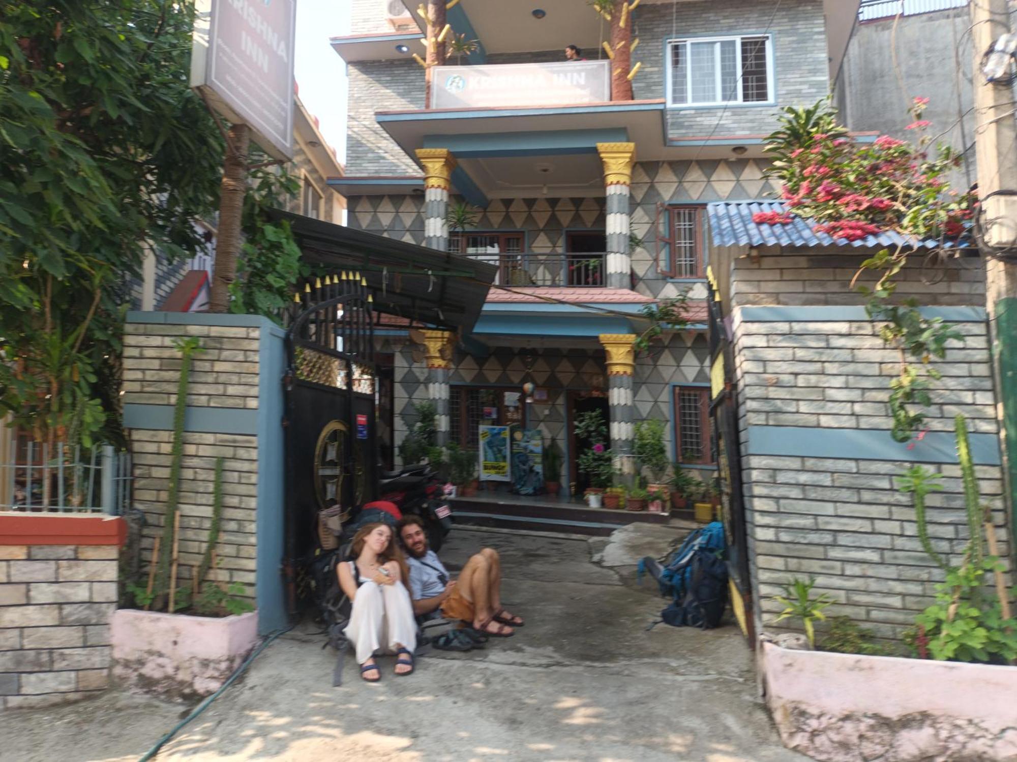Krishna Inn Pokhara Ngoại thất bức ảnh